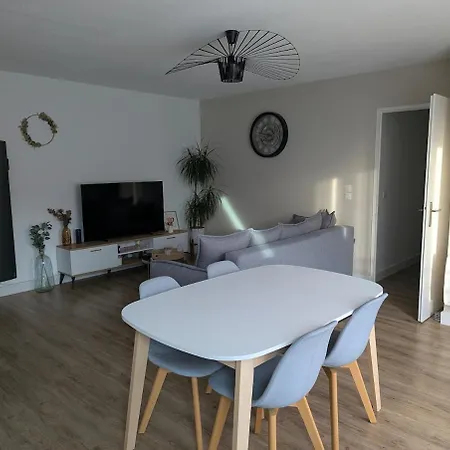 Moderne Avec Parking Prive Et Lit King * Berck