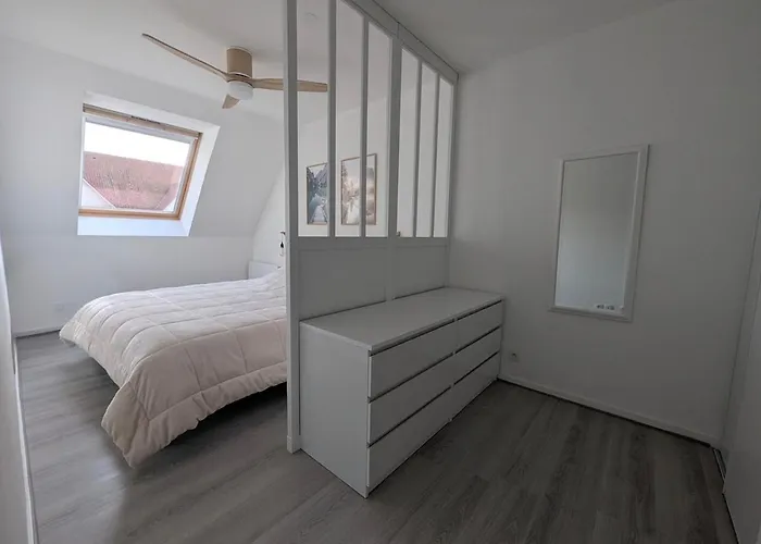 Moderne Avec Parking Prive Et Lit King Lejlighed